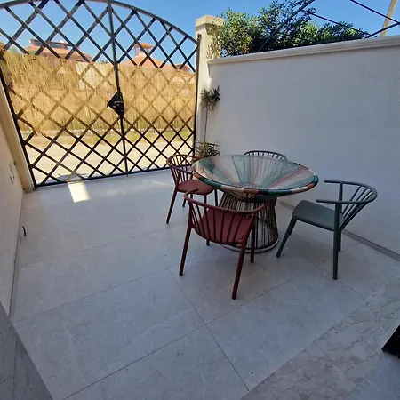 Pantanello Rooms Avola-3